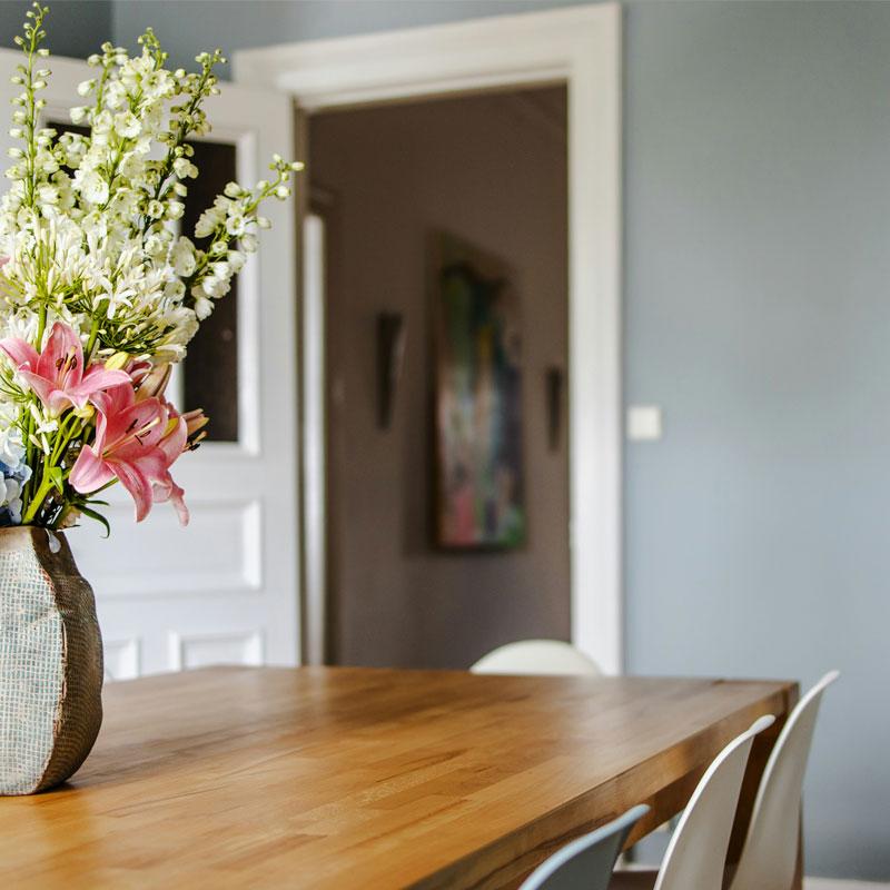Find Large Cottages in Caerwys that Sleeps 8 or More