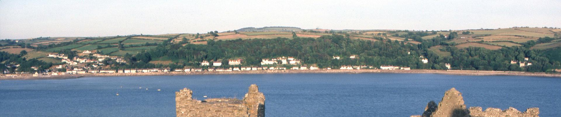Discover large holiday cottages available in the Carmarthen near to historic locations and the coastline
