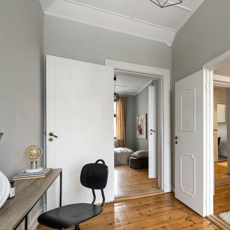Find Large Cottages in Cullen that Sleeps 8 or More
