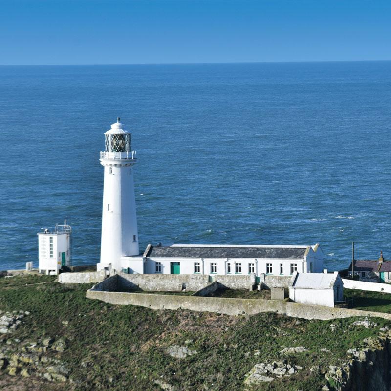 Find Large Cottages in Holyhead that Sleeps 8 or More