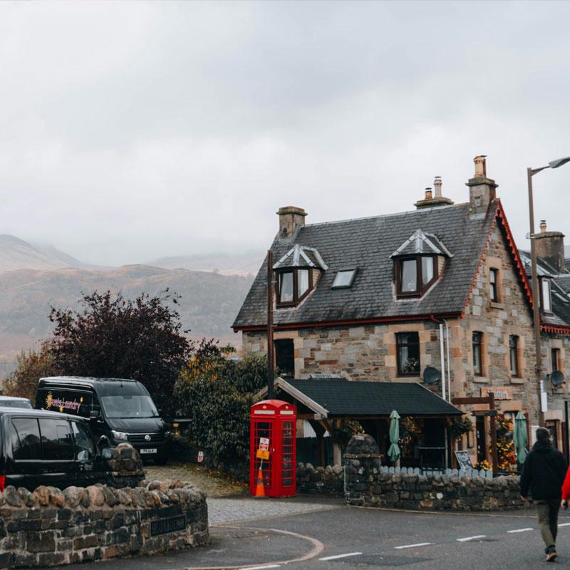 Find Large Cottages in Killin that Sleeps 8 or More