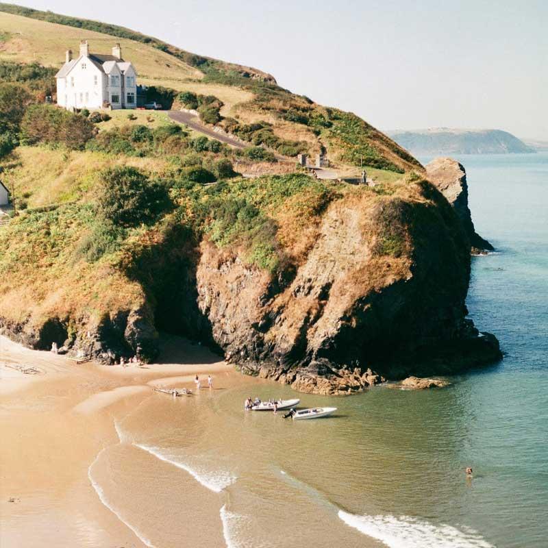 Find Large Cottages in Llangrannog that Sleeps 8 or More