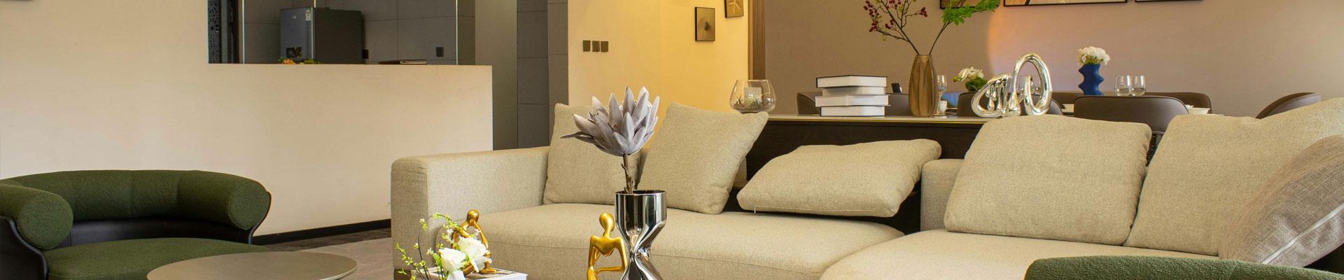 Discover large and spacious holiday cottages which are tastefully decorated with relaxing sofas in Llangunllo