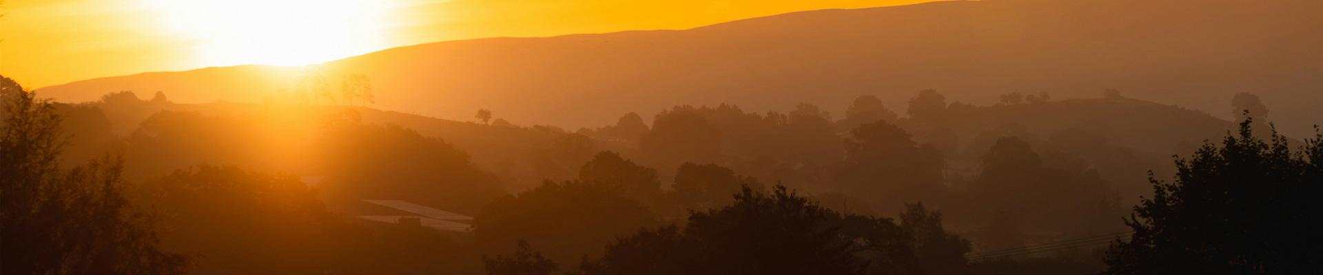 Stay in large holiday cottages in Llanidloes which are perfect for countryside walks and enjoying stunning sunsets