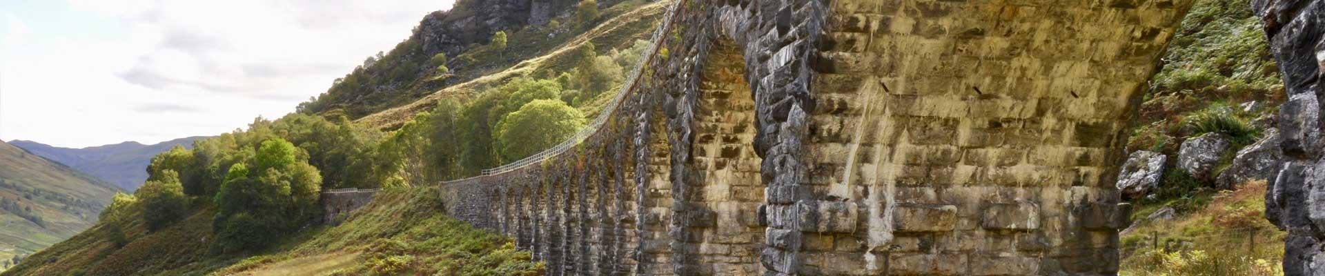Large holiday cottages available in Lochearnhead near to the stunning Trossachs National Park and stunning local scenery