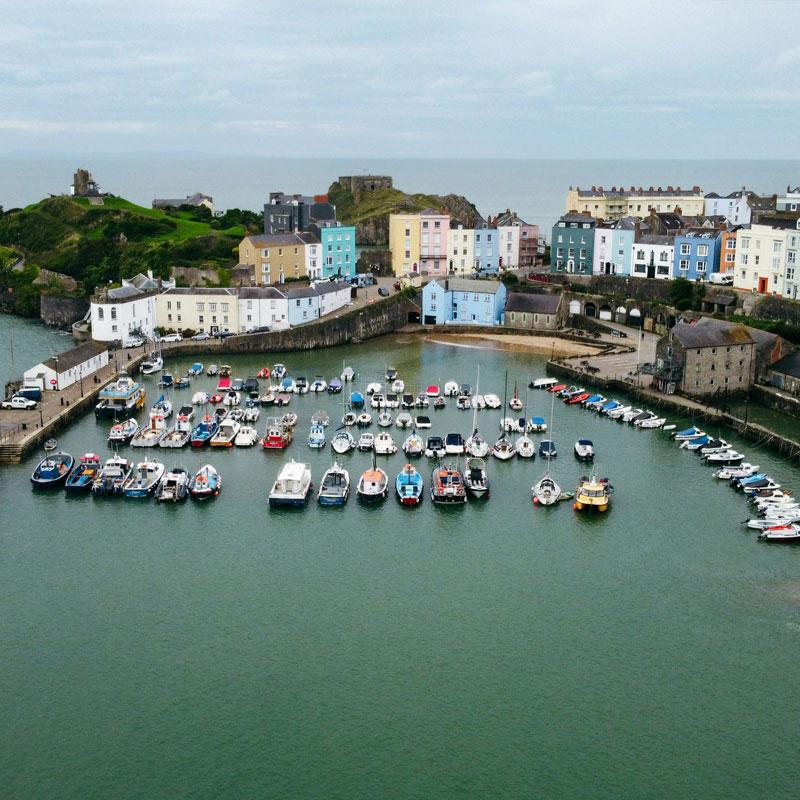 Find Large Cottages in Tenby that Sleeps 8 or More
