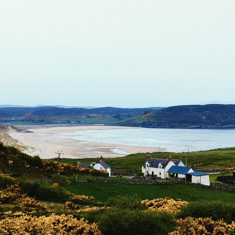 Find Large Cottages in Thurso that Sleeps 8 or More