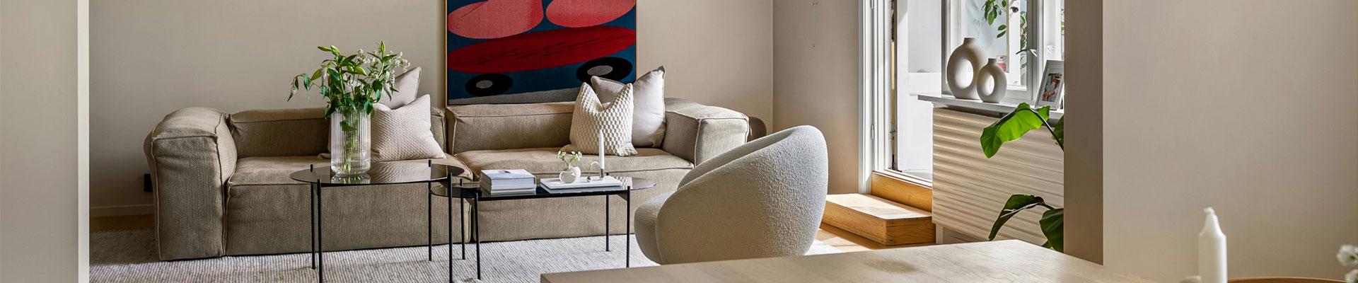 Relax in style in large holiday cottages with perfect dining areas and comfortable living areas in Forres