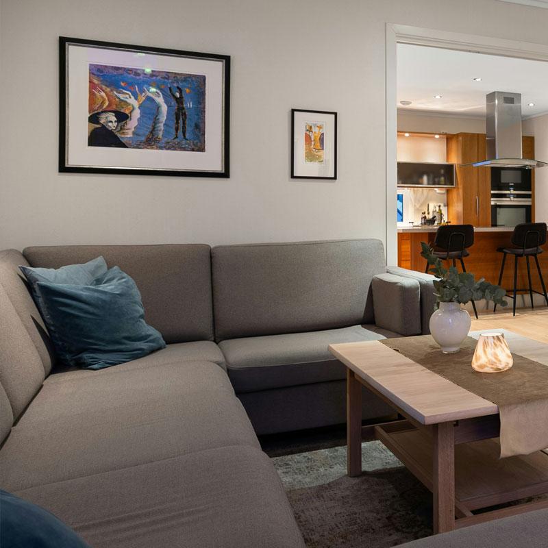 Find Large Cottages in Hope that Sleeps 8 or More